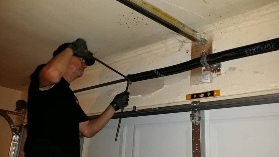 How to Tell If Garage Door Spring Is Broken